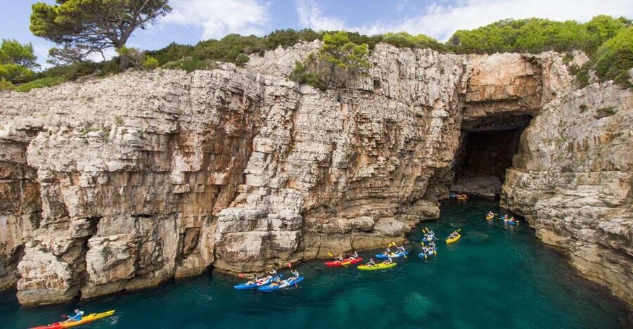 Dubrovnik: Sea Kayaking Half-Day Tour - What you receive for $35