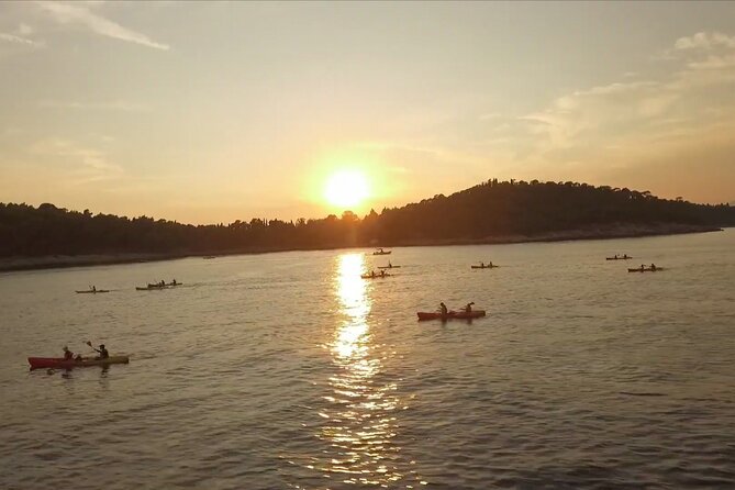 Dubrovnik: Sunset Kayaking & Snorkeling with water &wine - Dubrovnik’s walls from the water