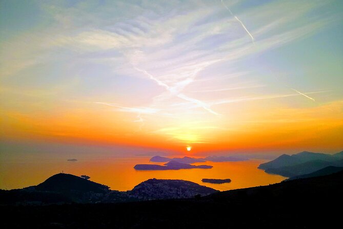 Dubrovnik sunset panorama & wine - Booking, weather, and cancellation details