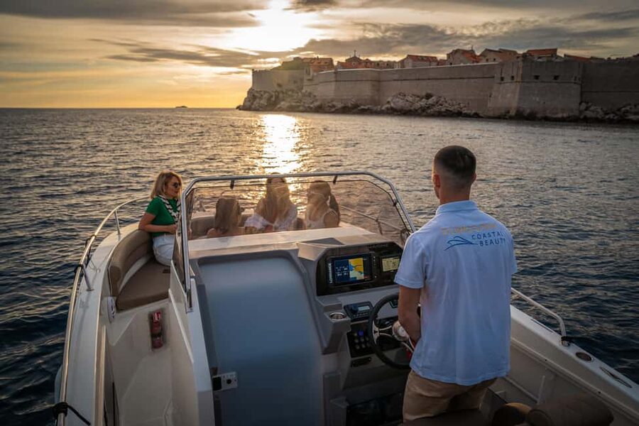 Dubrovnik: Sunset Tour With Panorama Of City Walls - Caves, Villas, and Game of Thrones Locations