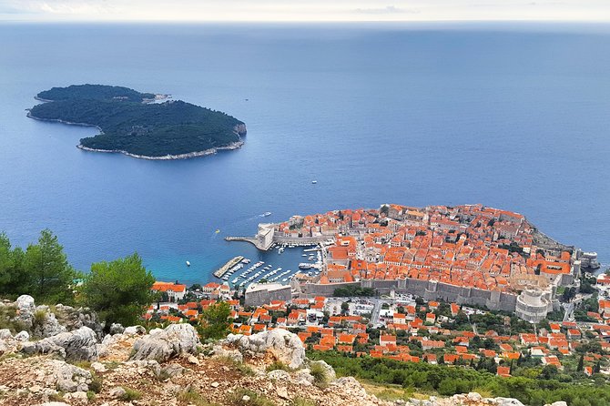 Dubrovnik walking history tour - Sponza Palace and Dubrovnik’s civic power