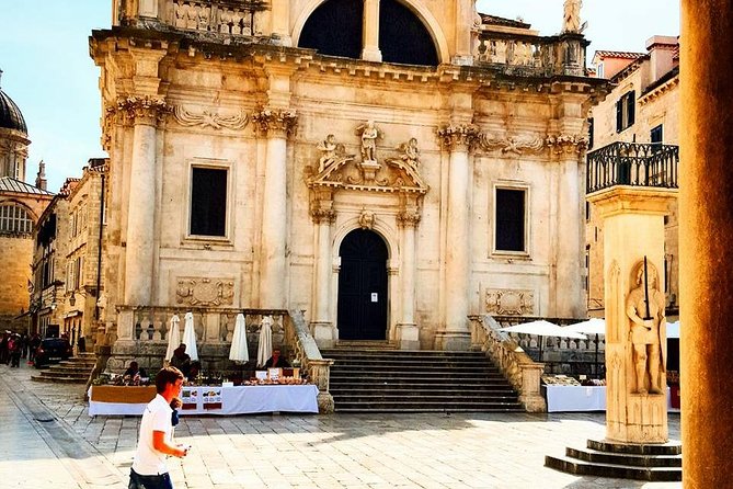Dubrovnik walking history tour - The Franciscan Monastery and the first layers of the city