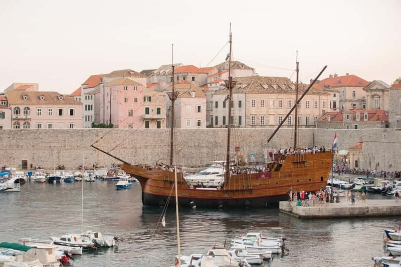 Dubrovnik walking tour and cruise on Karaka ship - Should you book the Karaka cruise and Old Town walk?