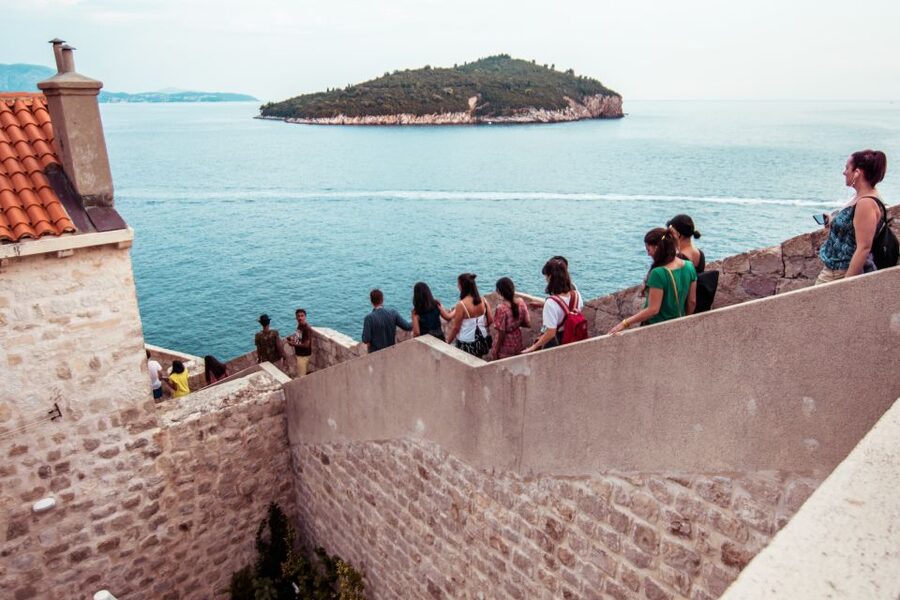 Dubrovnik: Walls and Wars Walking Tour - Climbing the fortifications