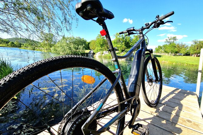 E-bike Tour Around Gacka River Valley - Majerovo Vrilo and the old watermills