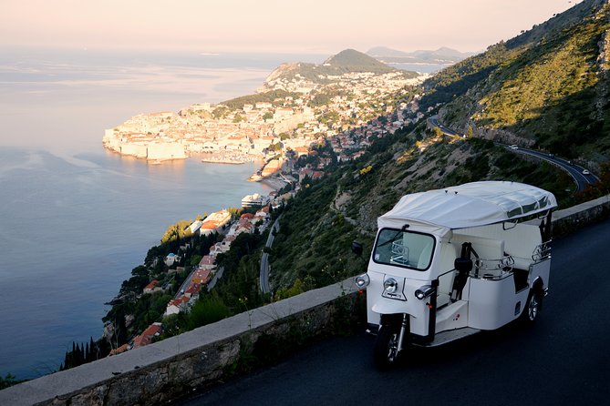 E-Tuk Tuk Tour in Dubrovnik - Starting with the Franjo Tuđman Bridge
