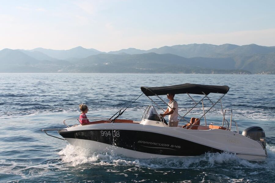 Elaphite Islands: Private boat tour (Barracuda 545) - Who will get the most from this boat tour?