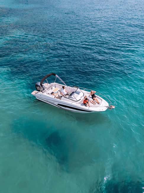 Elaphite Islands: Private boat tour (Cap Camarat 7.5wa) - A private speedboat day from Dubrovnik