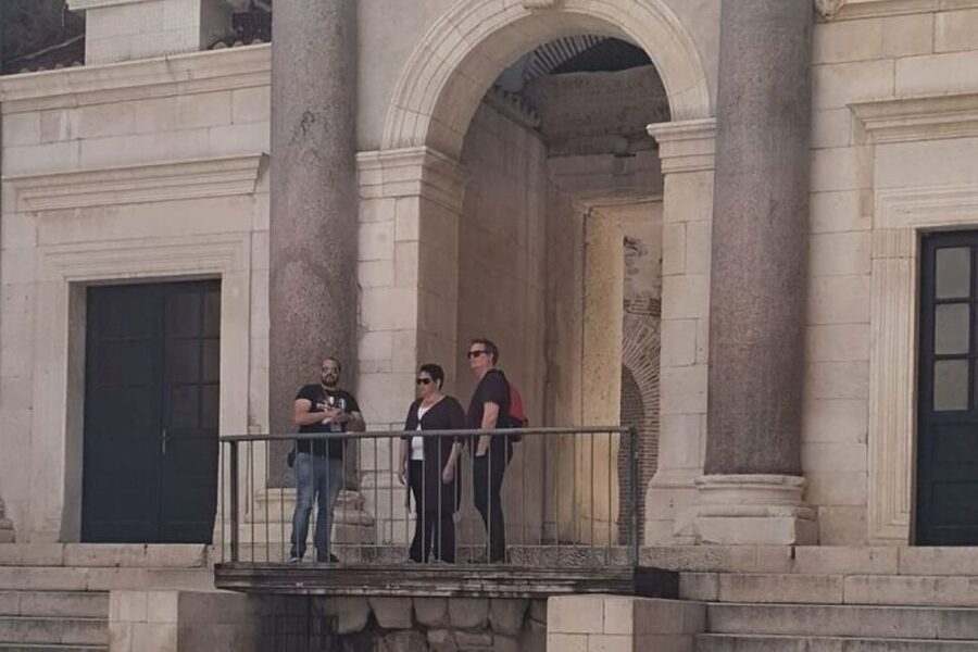Experience Split History Walking Tour With Local Historian - Jupiter’s Temple, the Vestibule, and smaller details
