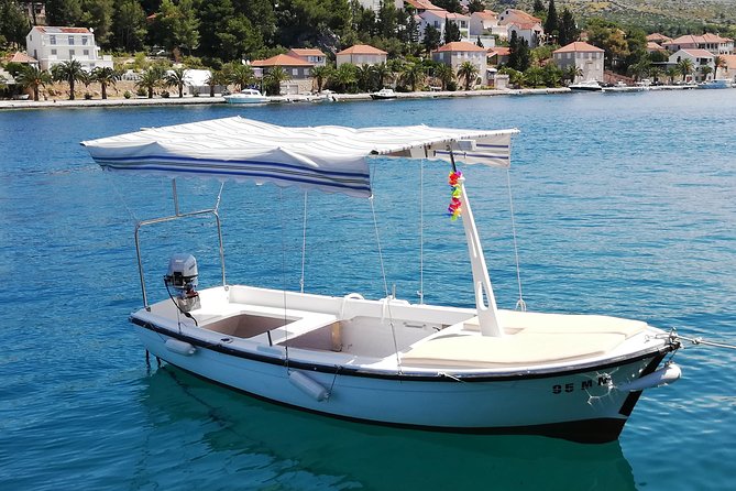 Explore west side of island Brač with Pasara boat - Traditional Dalmatian boat - Bobovišće village and the first coastal stops