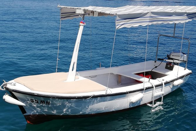 Explore west side of island Brač with Pasara boat - Traditional Dalmatian boat - Osibova Bay and quiet swimming water