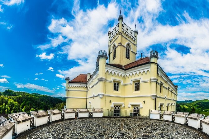Fairytale Castle & Wine Tasting & Lunch - Key points to know before you book