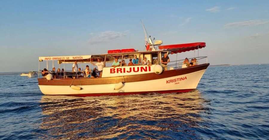 Fazana: Guided Dolphin Watching Sightseeing Cruise at Sunset - How long the trip really takes
