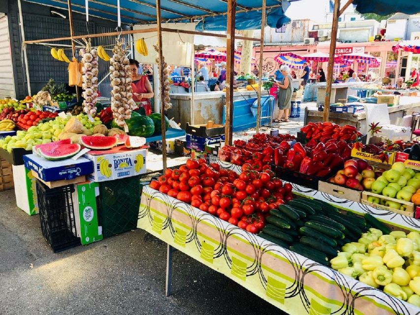 Food Tour in Split ( Small Group) - Meeting at St. Dominic Church and the Green Market