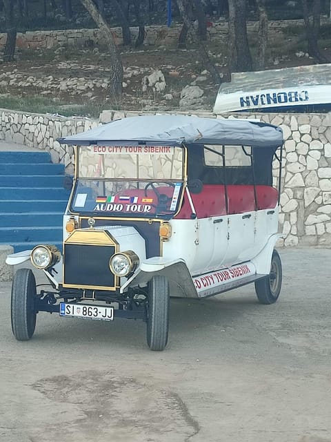 Fortresses Sightseeing - Eco City Tour Šibenik - The retro electric car makes the route easier