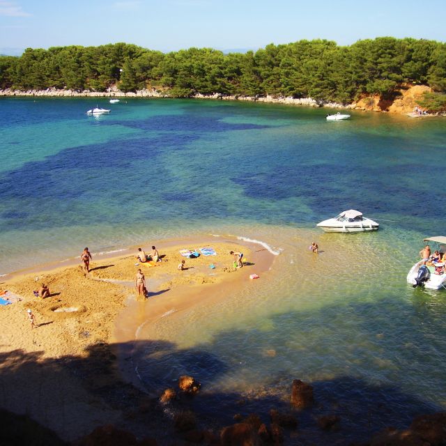 From Biograd: Golden Island of Vrgada Trip with Lunch - Choosing between the beach and the higher paths