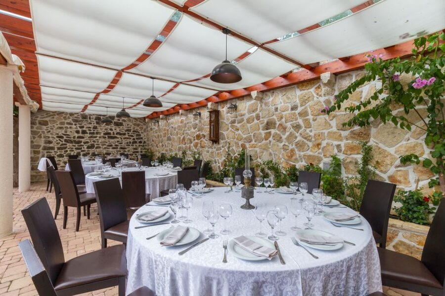 From Biograd: Wine and Olive Oil Tasting in Ražnjevića Dvori - How the timing works
