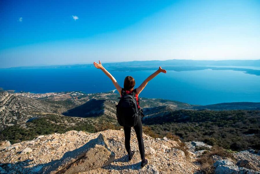 From Brač Island: Catamaran Tour with Food & Drinks - Food, drinks, and onboard comfort