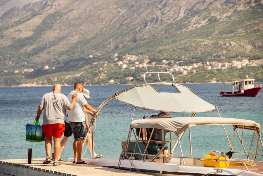 From Dubrovnik/Cavtat: Blue Cave, Sunj Beach Speed Boat Tour - The Ride Back and the Dubrovnik View