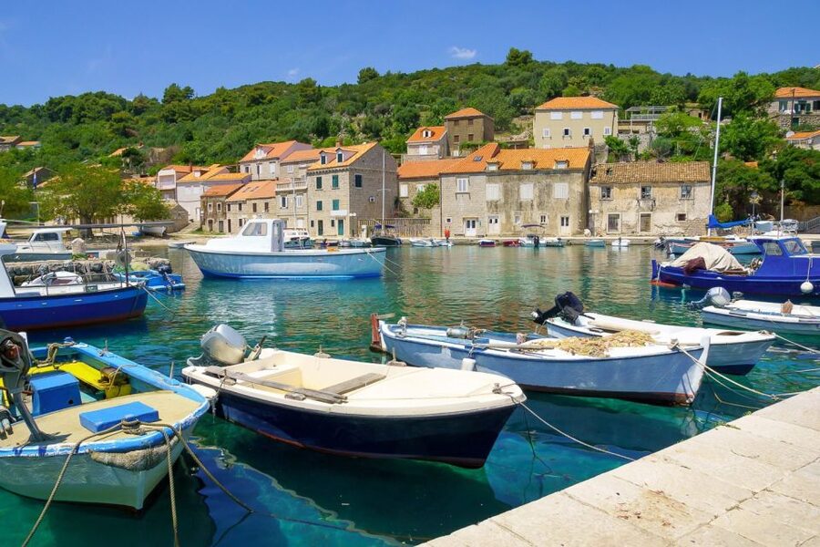 From Dubrovnik: Elaphite Islands Day Trip with Lunch - Who should book this $70 island day