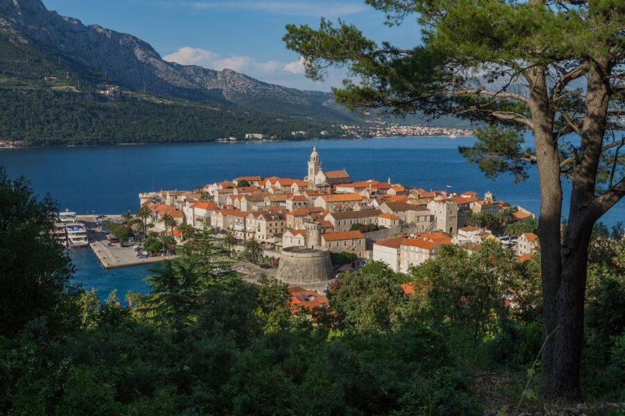From Dubrovnik: Guided Tour of Pelješac & Korčula - From Dubrovnik to the Pelješac coast