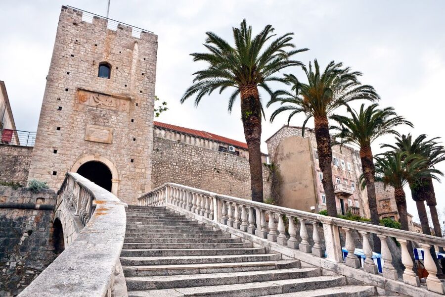 From Dubrovnik: Guided Tour of Pelješac & Korčula - Who should book this day trip?