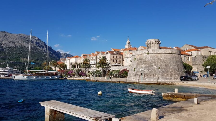 From Dubrovnik: Korcula Island Tour with Wine Tasting - Wine tasting in a traditional Pelješac cellar