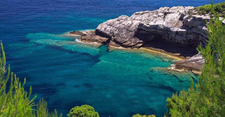 From Dubrovnik: Pvt Speedboat Cruise to Mljet&Sipanska Luka - Sipanska Luka: a quiet harbor with old stone details