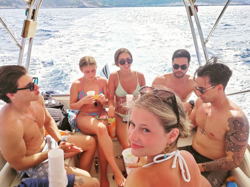 From Hvar: Blue Cave and 5 Islands Boat Tour - Budikovac and the Blue Lagoon come first