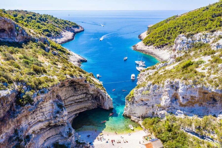 From Hvar: Blue Cave, Green Cave & 5 Islands Speedboat Tour - What the boat ride feels like in real conditions