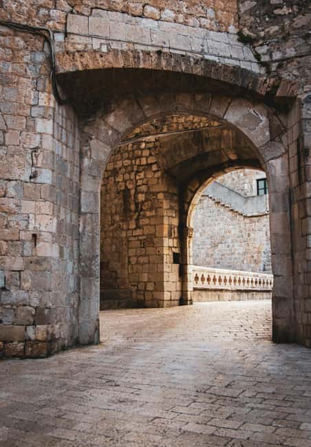 From Makarska: Day Trip to Dubrovnik - What the $45 price covers