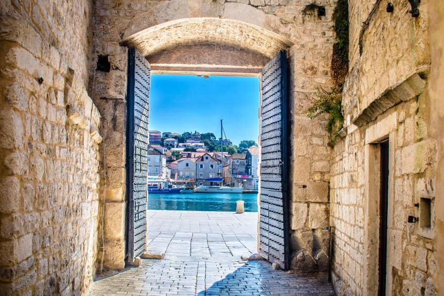 From Makarska Riviera: Full-Day Split & Trogir Tour - Entering Split through Diocletian’s Palace