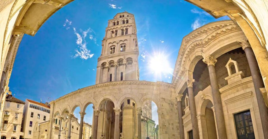 From Makarska Riviera: Full-Day Split & Trogir Tour - How the timing feels over 11 hours