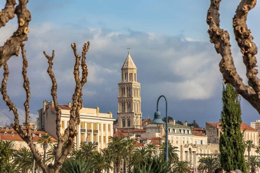 From Makarska : Split City Guided Tour & Free Time - Pickup from 22 Makarska-area hotels