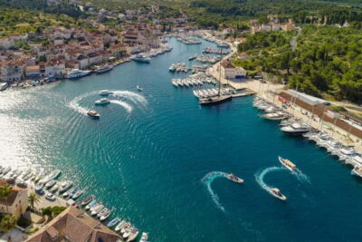 From Milna or Supetar: Magical Blue Cave Island Hopping