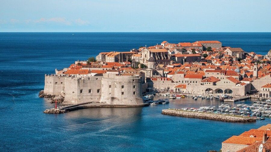 From Montenegro: Dubrovnik Private Tour - Crossing into Croatia and stopping above Dubrovnik