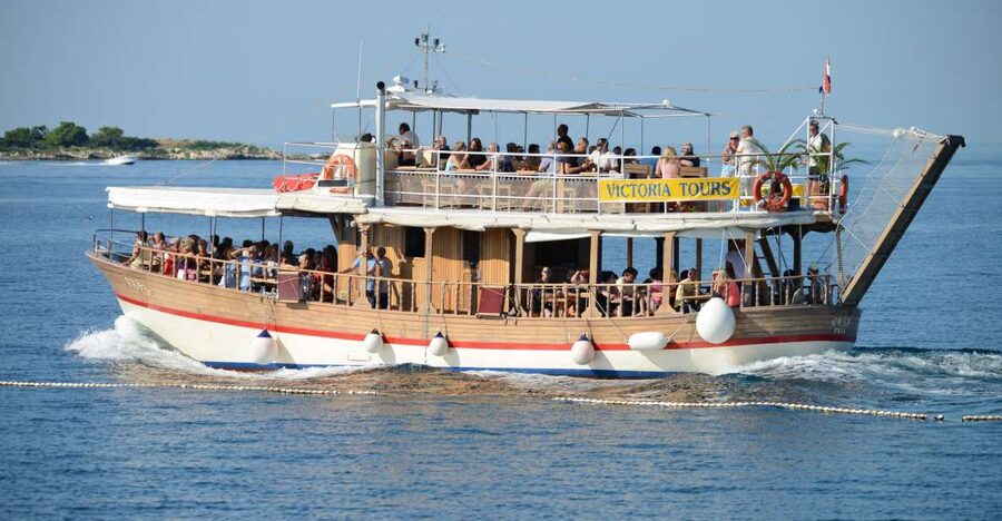 From Poreč: Lim Fjord, Rovinj, and Vrsar Boat Trip - Vrsar: beach time or a short town walk