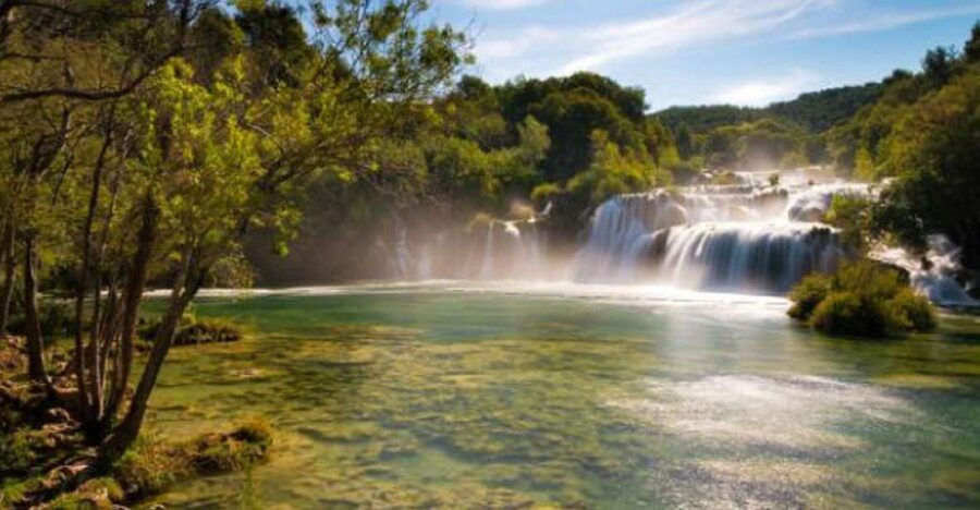 From Sibenik: Private Skradinski buk waterfall in Krka NP - Walking the 17 cascades