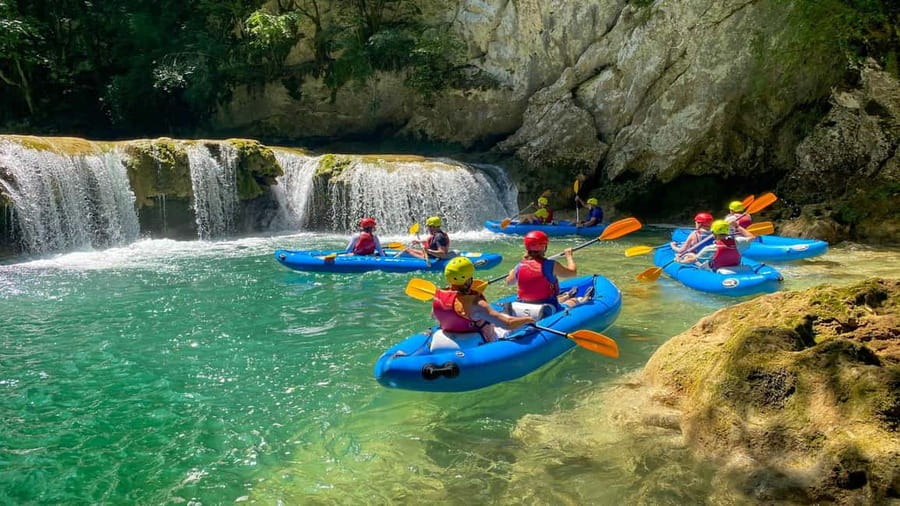 From Slunj: Mrežnica Canyon Kayaking Tour - Who should book this Mrežnica tour?