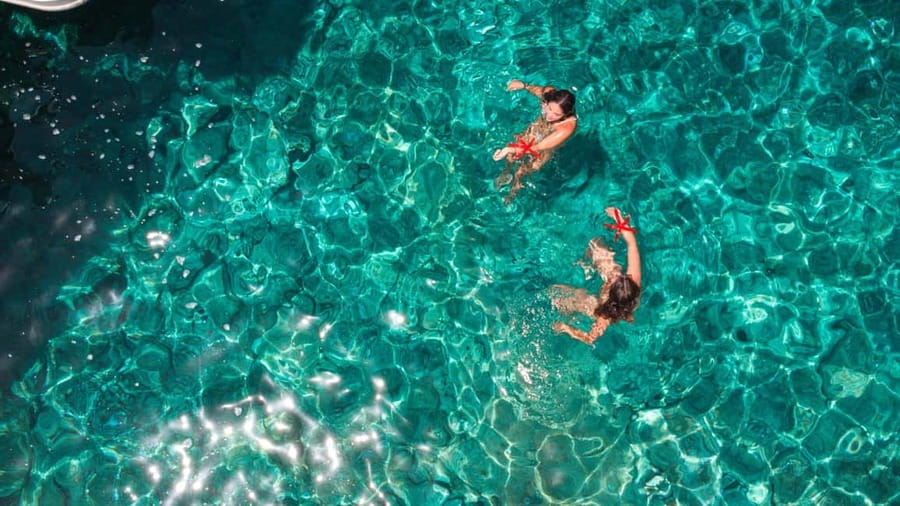 From Split: Blue Cave & 5 Islands Amazing Speedboat Tour - Two Hours in Hvar Town
