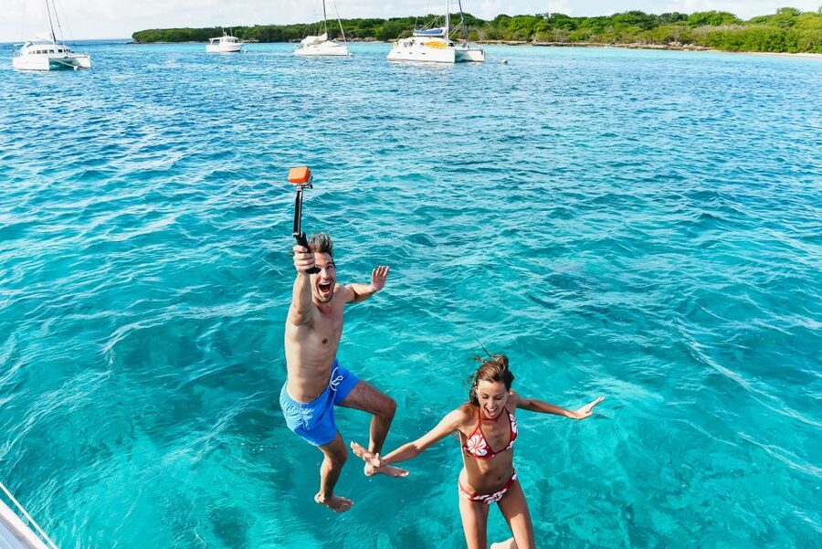 From Split: Blue Cave & 5 Islands with Vis & Hvar Boat Tour - Leaving Split for Biševo’s Blue Cave