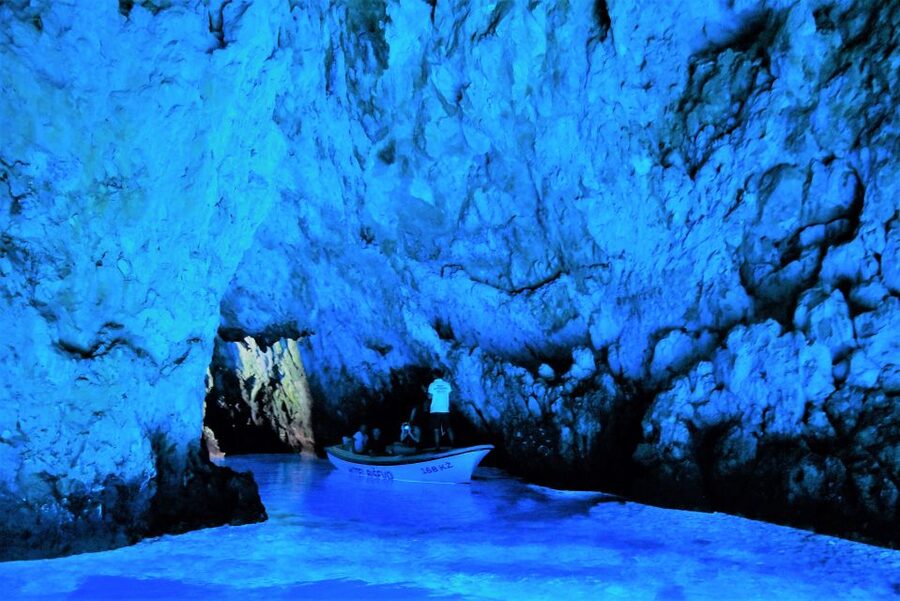 From Split: Blue Cave and 5 islands-Day Tour - Komiža, where one hour goes quickly