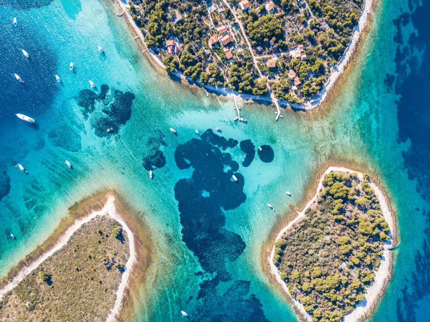 From Split: Blue Lagoon & Trogir Boat Trip with Snorkeling - A smart Split outing for history and open water