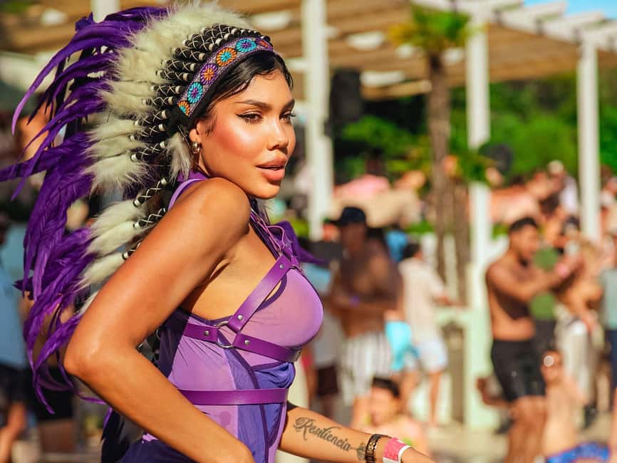 From Split: Brač Island Beach Bar and Pool Party - What to pack for a smoother day