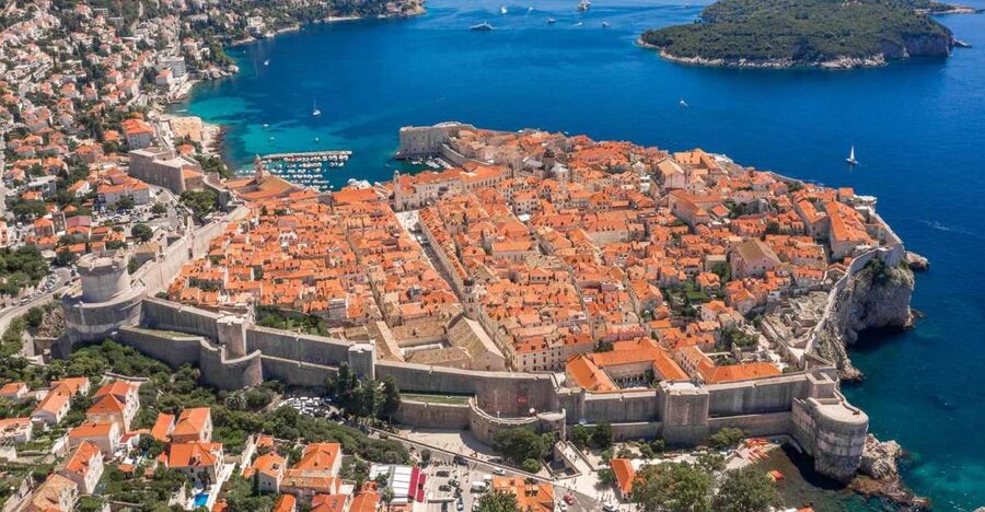 From Split: Dubrovnik Guided Day Trip - Meeting Dubrovnik with a local guide