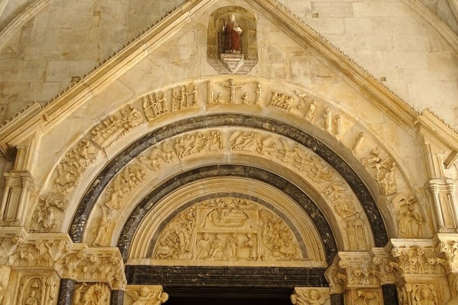 From Split: Half-Day Tour of Trogir Old Town in Small Group - The 45-minute ride from Split