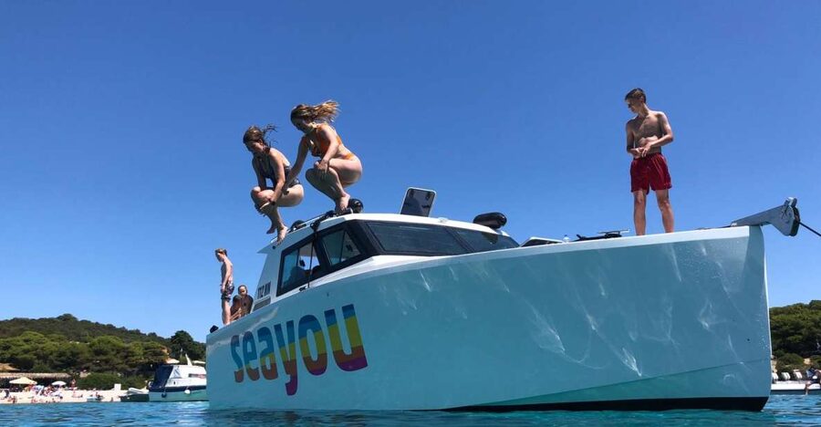 From Split: Luxury Cabin Boat Tour to The Blue Cave and Hvar - Reaching Bisevo and Entering the Blue Cave
