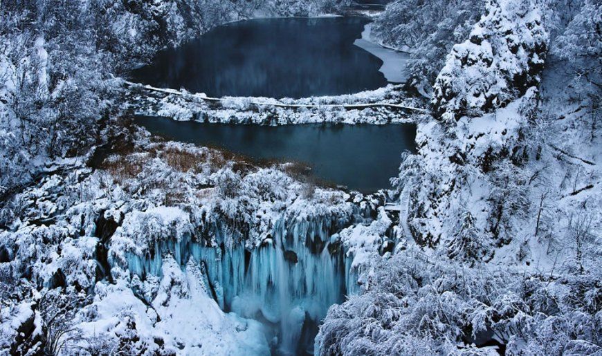 From Split or Trogir: Plitvice Lakes Private Tour - Crowds, timing, and the long-day tradeoff