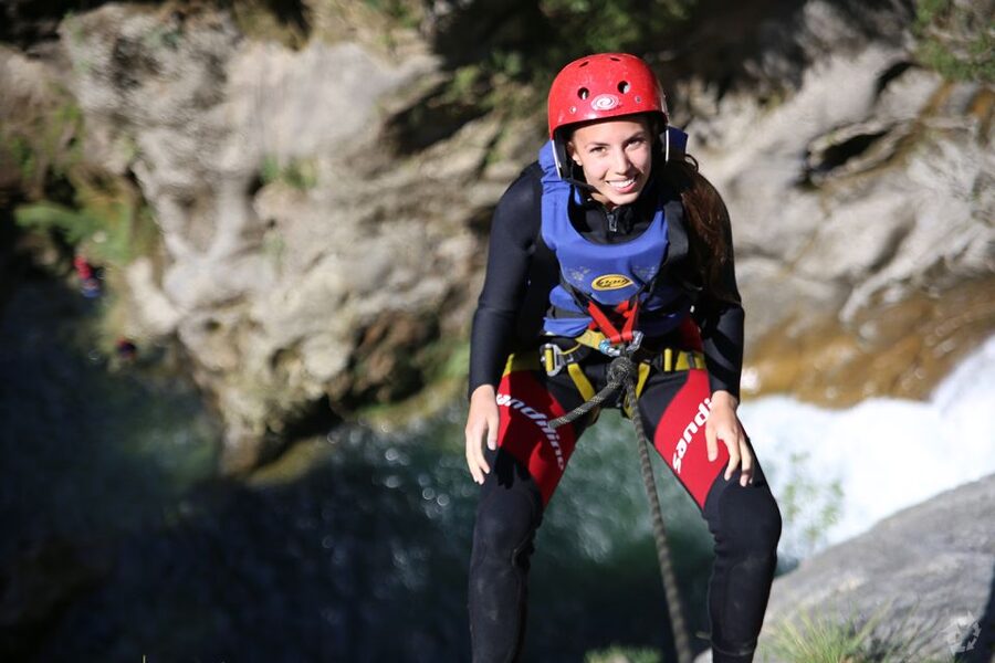 From Split or Zadvarje: Extreme Canyoning on Cetina River - Guide support and the feel of the group
