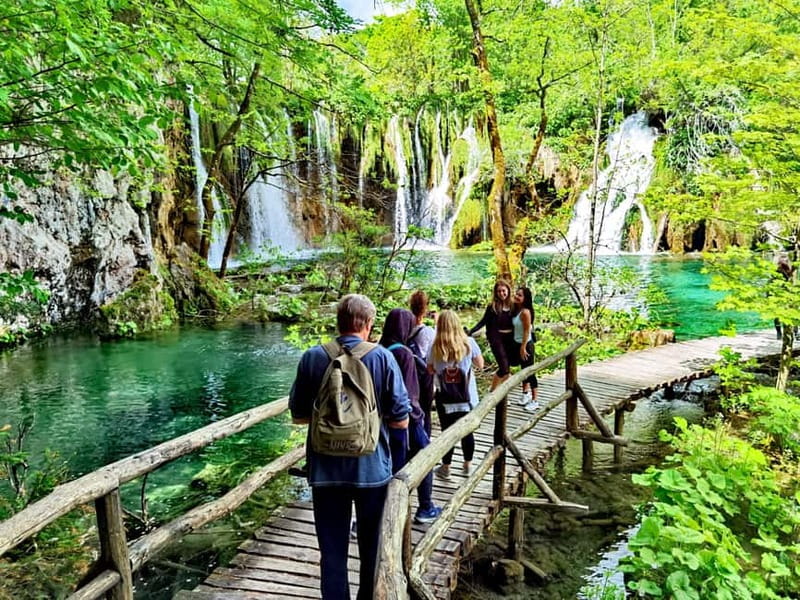 From Split: Plitvice Lakes Guided tour - Who should book this tour